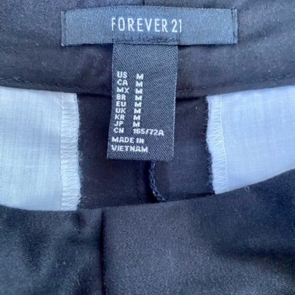 Forever 21 Black Long Wove Pants - Picture 2 of 4